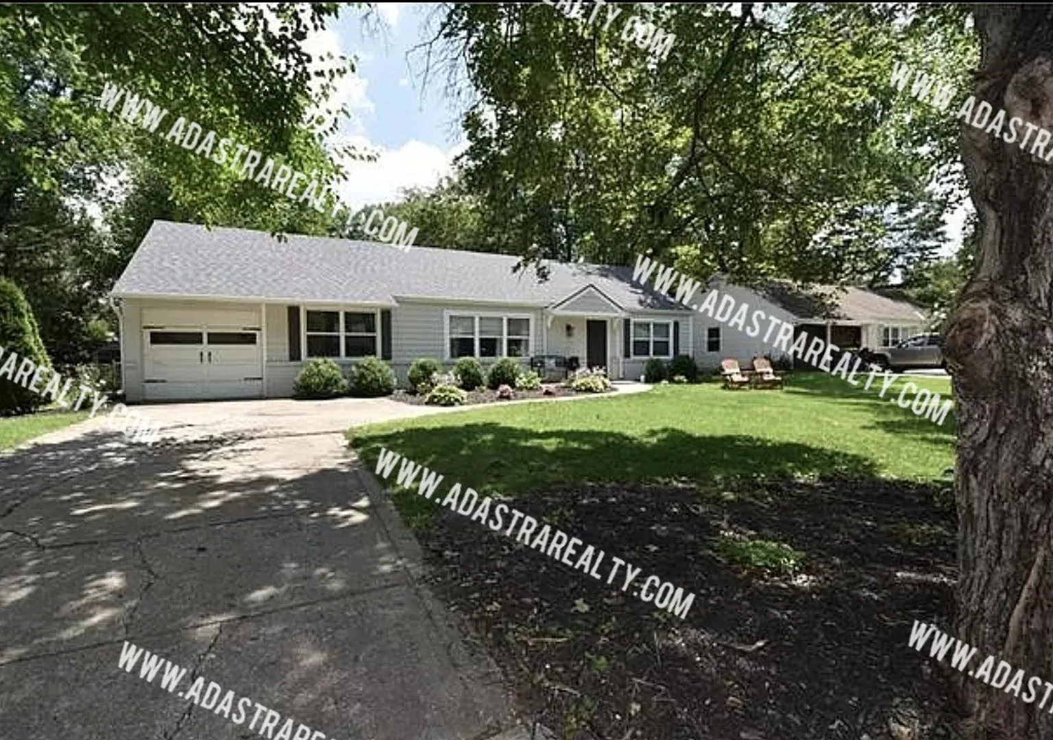 Beautiful Ranch Home in Prairie Village-Coming SOON!! — Photo 3
