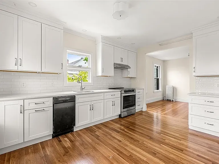 16 Loring Ave #2 — Photo 8