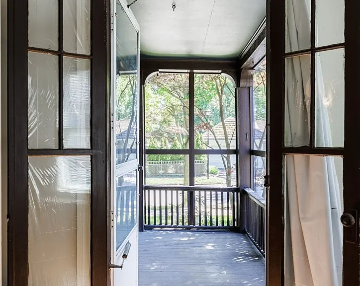 420 Harvard St #1 — Photo 13