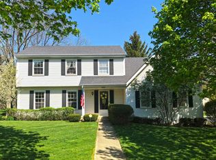 4466 Brittany Dr, Lisle, IL 60532