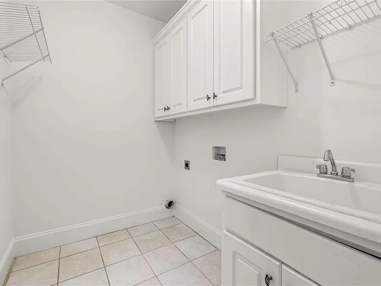 1475 Boomer Cir — Photo 22