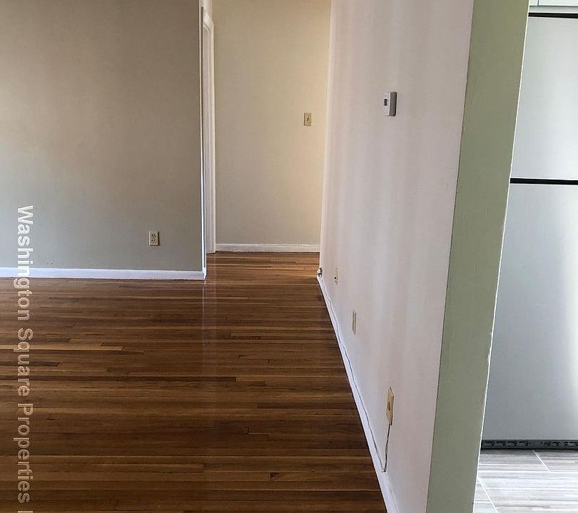2nd image of 43 Colborne Rd #7R