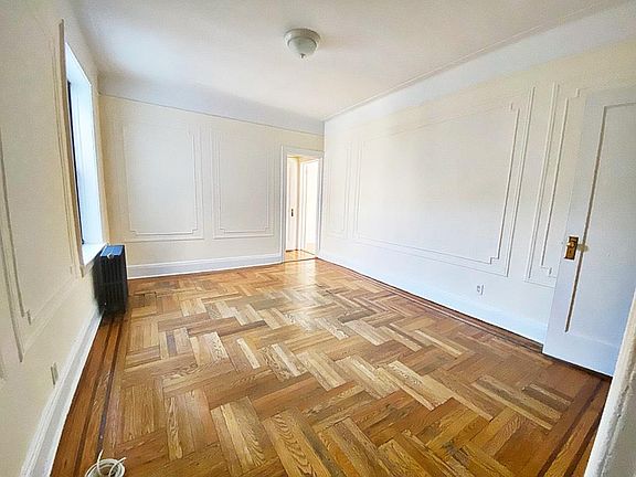 3rd image of 86 Bay 26th St #D5