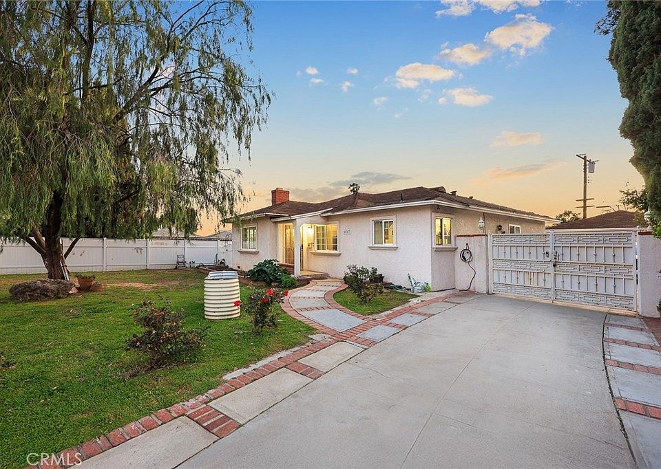 1st image of 4847 Ardsley Dr