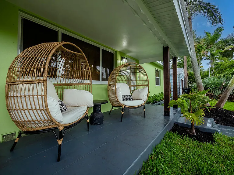 418 N Palmway — Photo 7