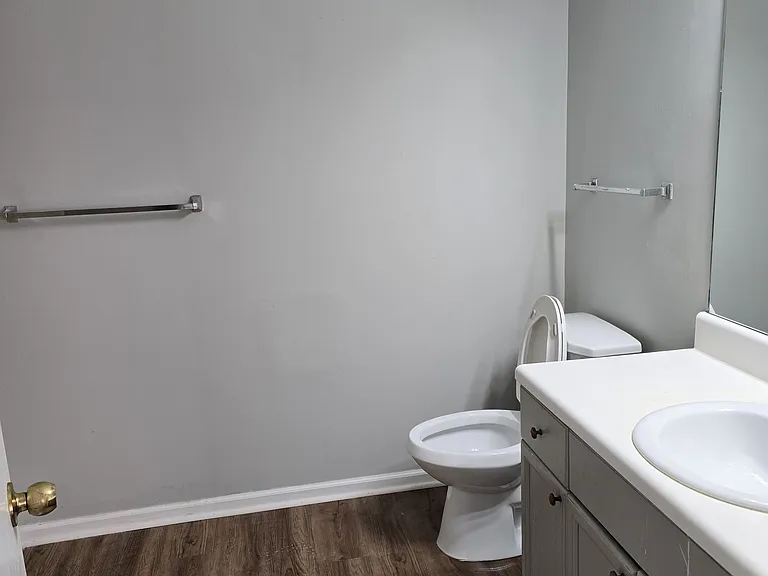 6145 Lauren Ln — Photo 7