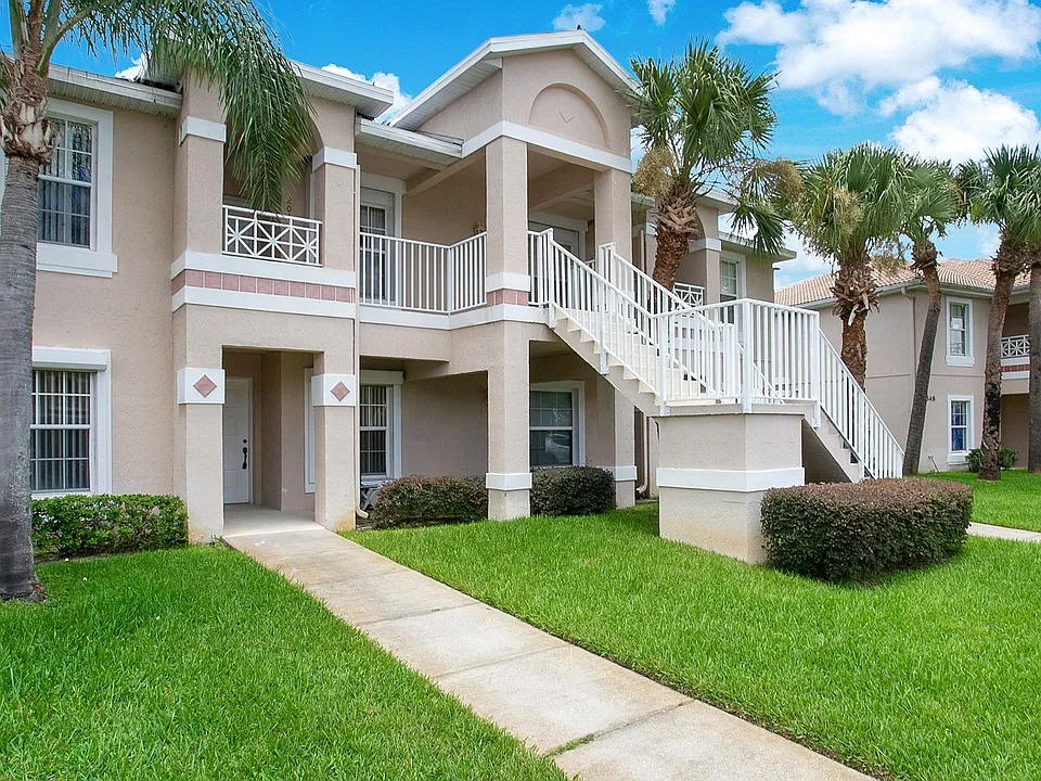 13324 Fairway Glen Dr #101