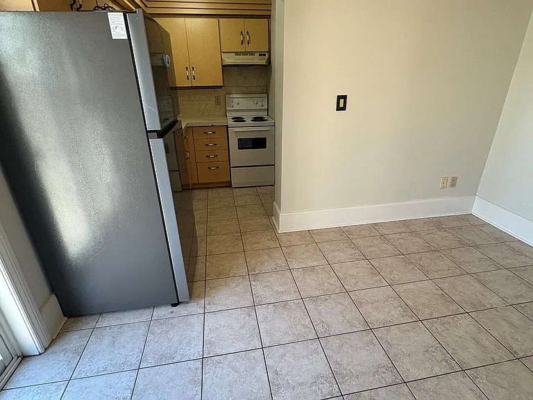 42 Union St — Photo 7