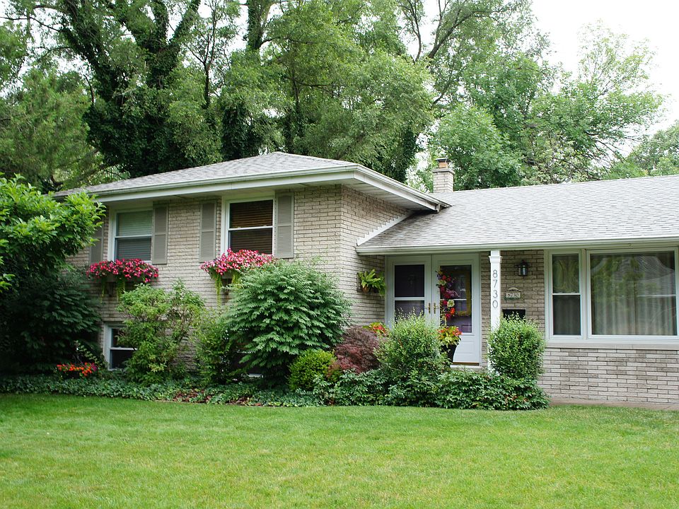 1st image of 8730 Parkway Dr