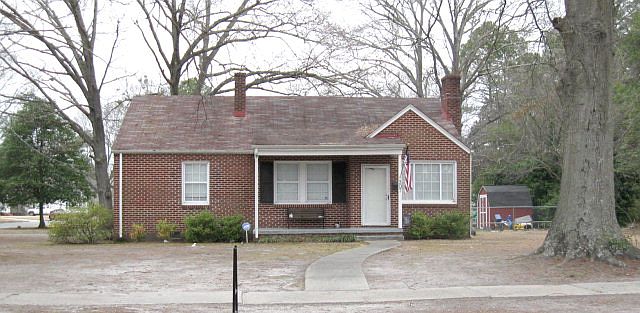 1st image of 307 S Jefferson Ave