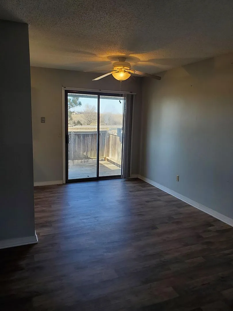 1449 N. Smith Ct #2 — Photo 4