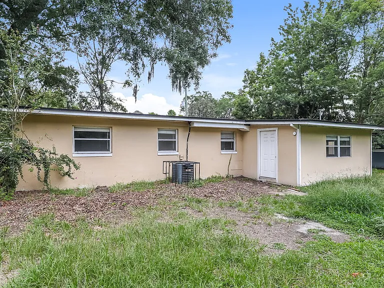 6930 Bernay Ave — Photo 16