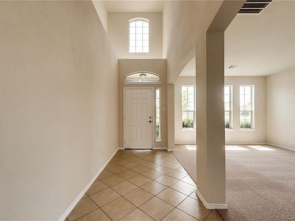 3rd image of 6505 Stone Lake Dr