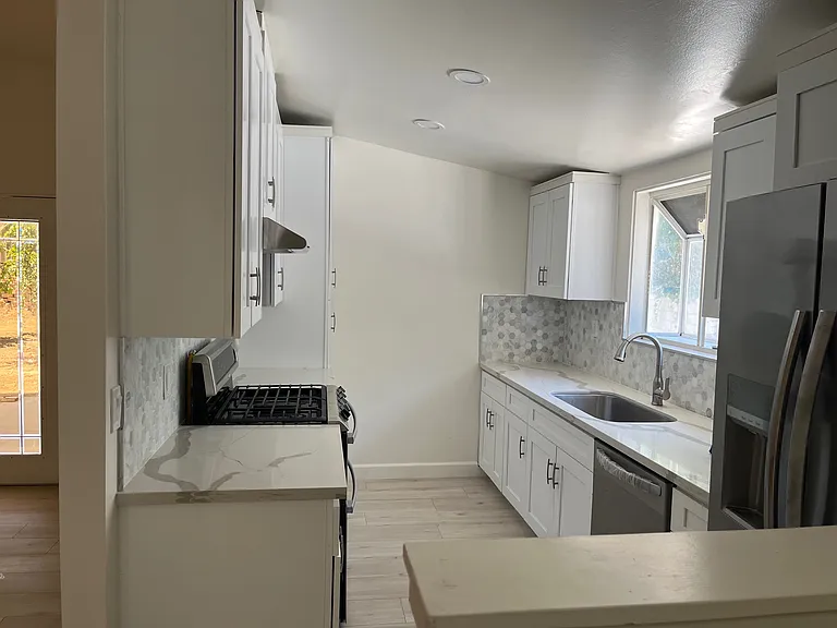 13191 Herron St — Photo 3