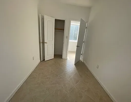 Rented by Duradox Management LLC | media 17