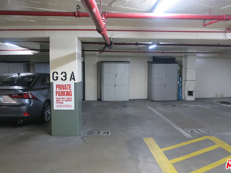 7250 Franklin Ave #801 — Photo 12