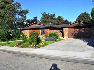 619 S Queens Guard Way, Boise, ID 83709