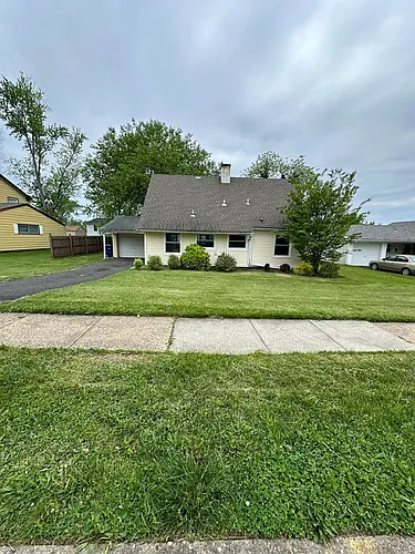 51 Peacock Ln Photo 1