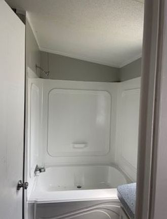3rd image of 1800 N Live Oak St #51