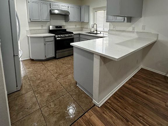 3rd image of 5725 Monterey Pl