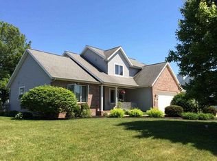 1848 S Woodfield Trl, Warsaw, IN