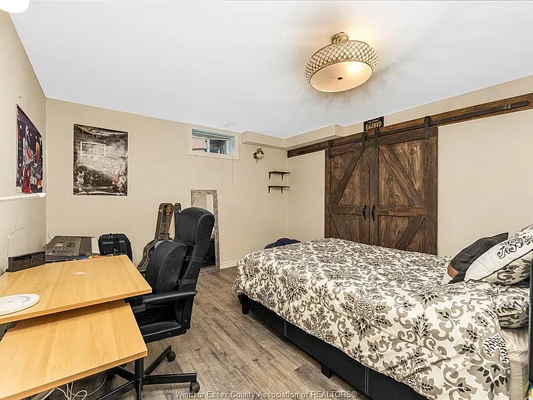 11460 Timber Bay Cres — Photo 18