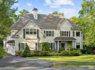 9 Park Grove Ln, Shrewsbury, MA 01545