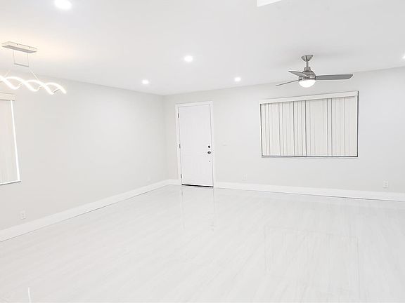 2nd image of 343 Normandy Ln #343