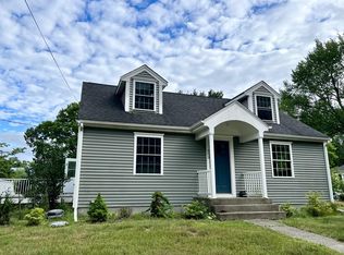 353 Village St, Medway, MA 02053
