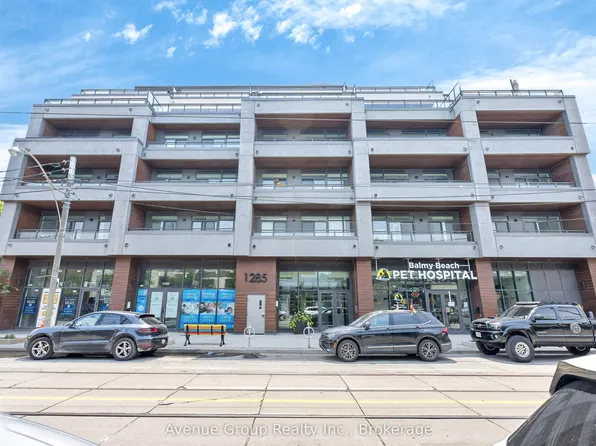 1285 Queen St E #Townhouse 58, Toronto, ON M4L 0B6