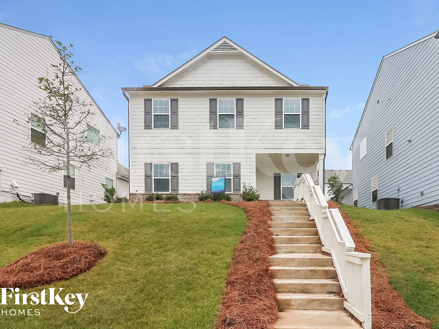 3 bed, 2.5 bath, 2393 sqft, $2,170 — Photo 1