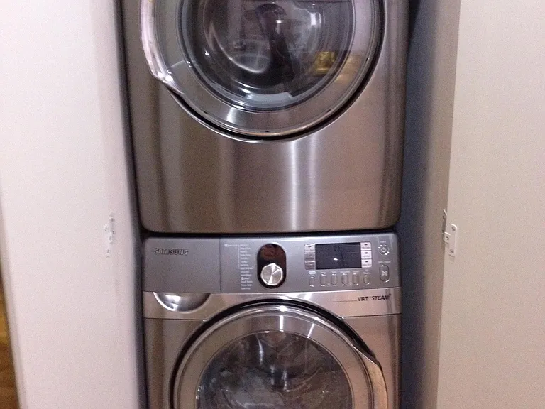 35 Harborview Dr #302 — Photo 18