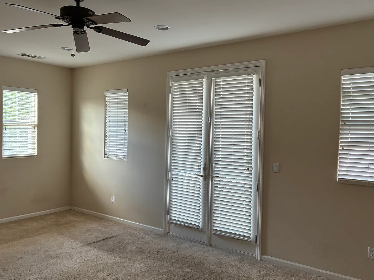 Building Photo - 3069 Sweetviolet Dr