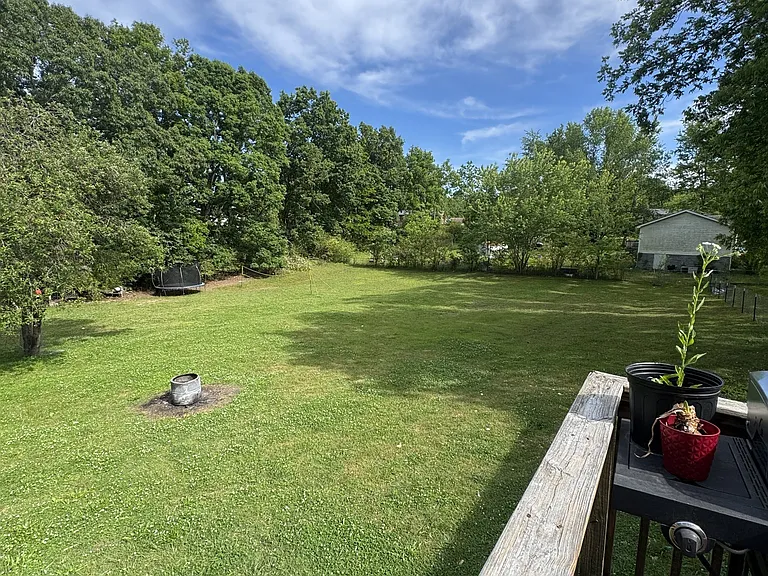 105 Larkins Dr — Photo 27