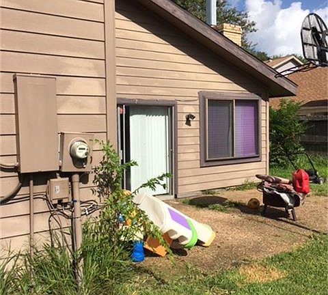 3rd image of 12714 Villawood Ln