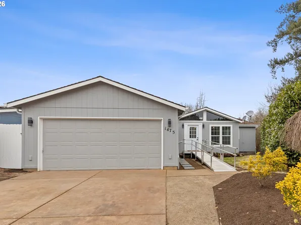 1475 Abbey Ln, Lafayette, OR 97127