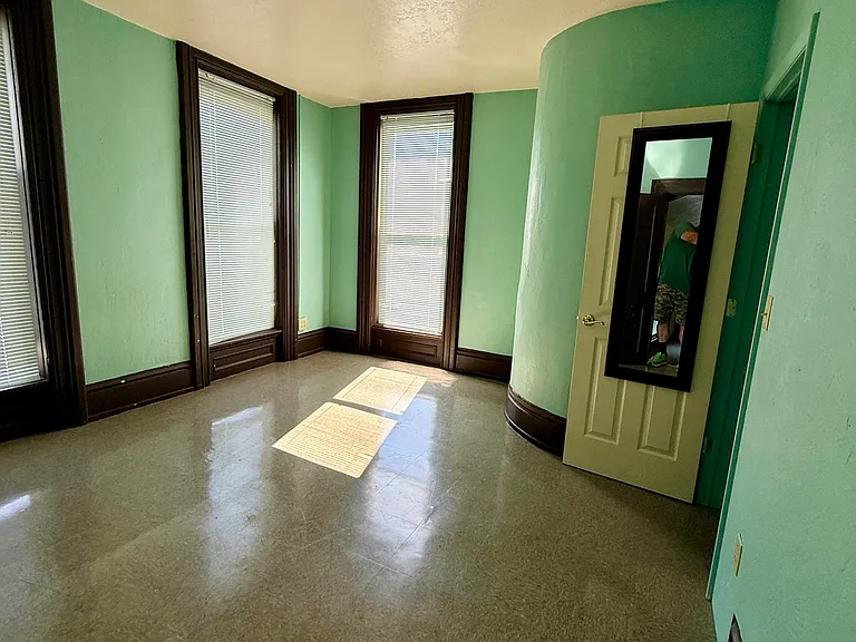 165 Winthrop St #4 — Photo 10