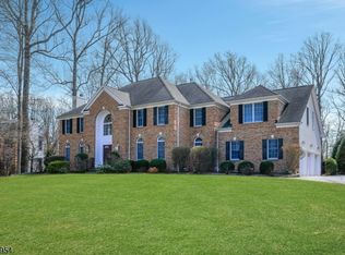 18 Shadowbrook Way, Randolph Twp., NJ 07945