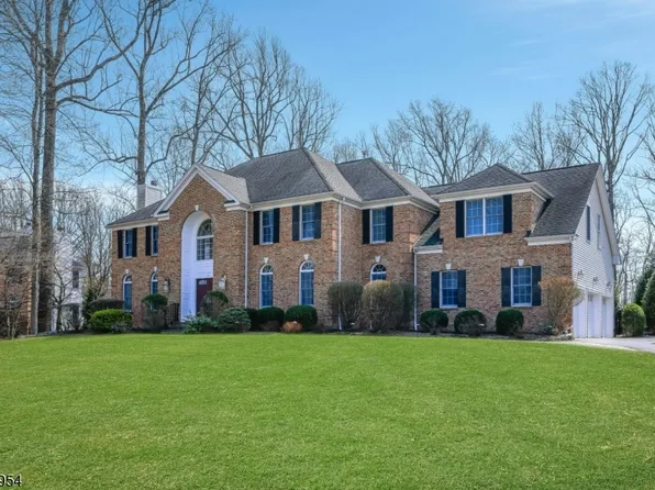 18 Shadowbrook Way, Randolph Twp., NJ 07945