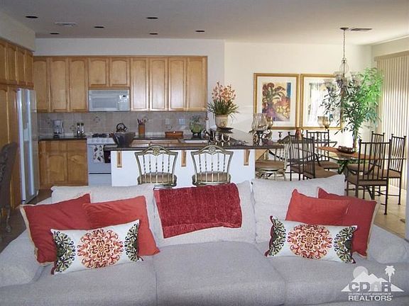 3rd image of 48105 Casita Dr