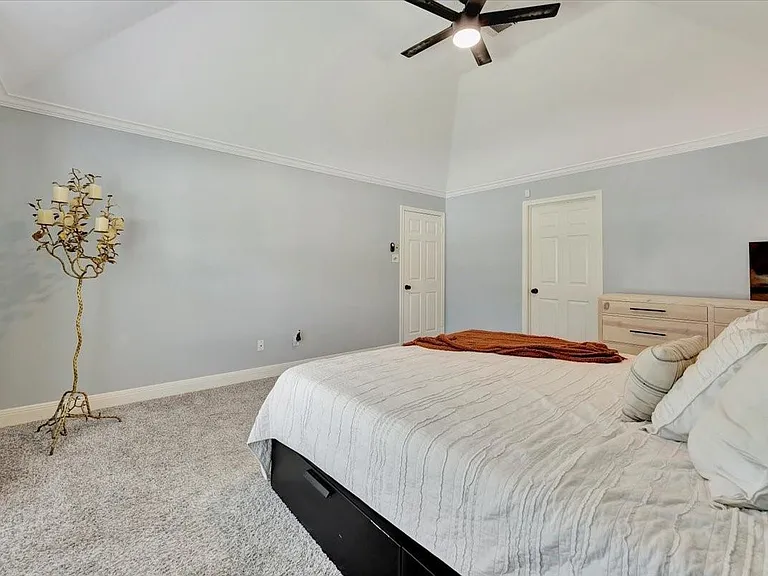 15402 Willow Shores Dr — Photo 19