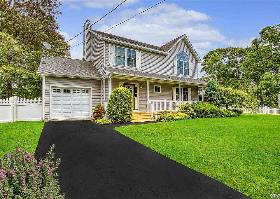 1st image of 17 Garden Pl