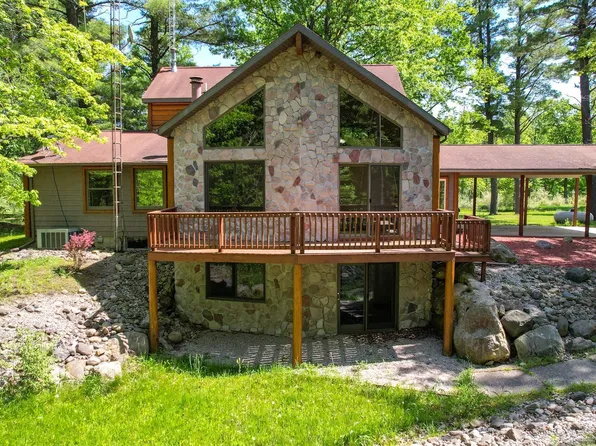 4225 Townhall Rd, Beaverton, MI 48612