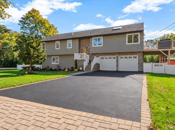 2 Jayne Court, Nesconset, NY 11767