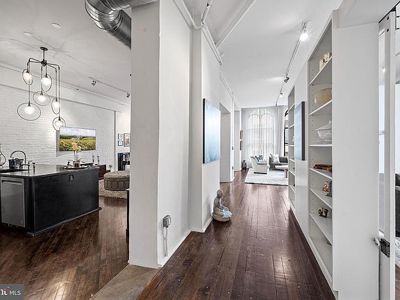 5th image of 313-315 N 3rd St #2a & 2b