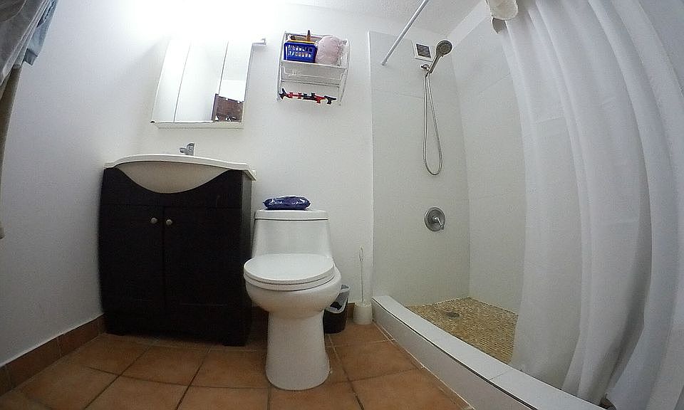 2nd image of 839 Anasco Cond Plaza Universidad #2000