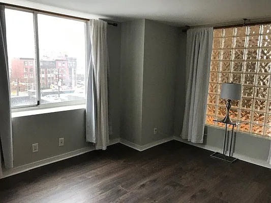 Rented by Keller Williams City Life Realty | media 9