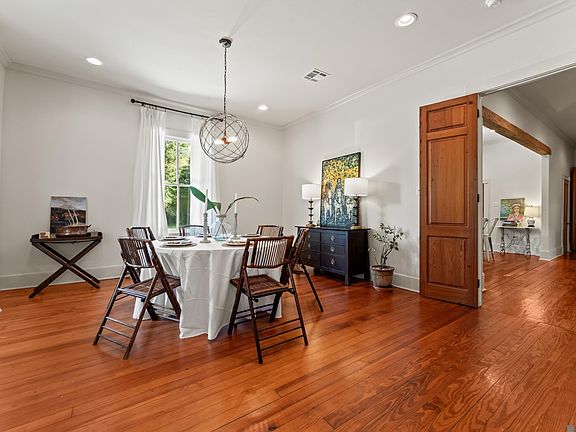5th image of 4632 Hyacinth Ave