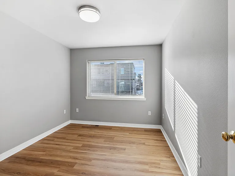 514 S Arthur St — Photo 14