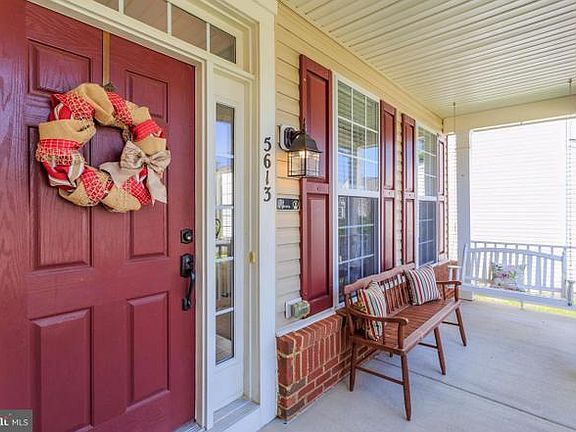 2nd image of 5613 Joshua Tree Cir
